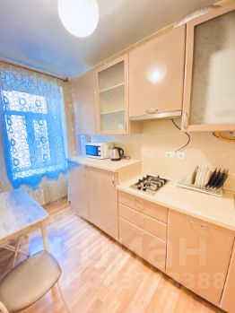 2-комн.кв., 48 м², этаж 3