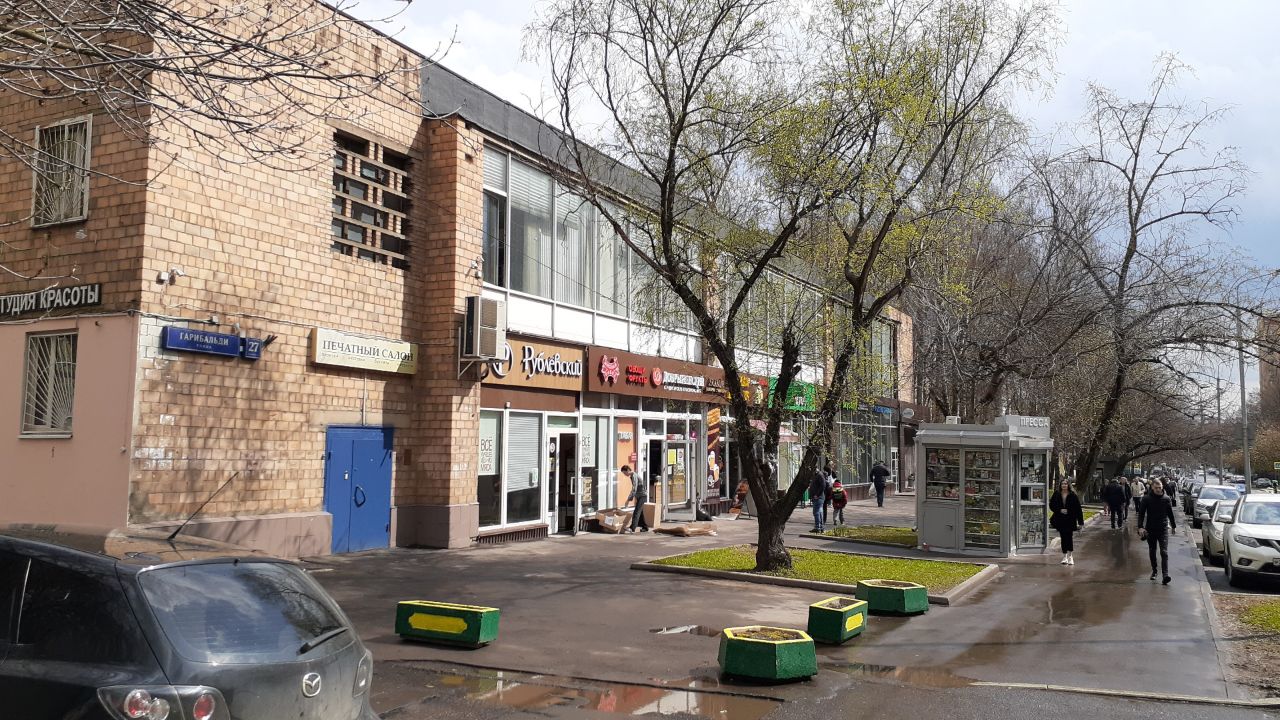 аренда помещений в ТЦ на ул. Гарибальди, 27к4