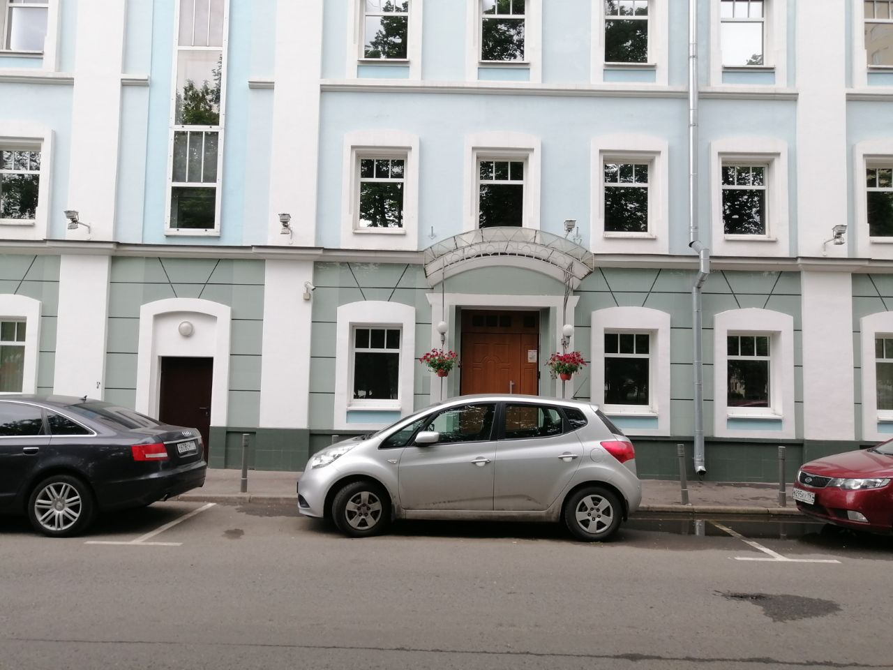 продажа помещений в БЦ в Живарёвом переулке, 2/4с1