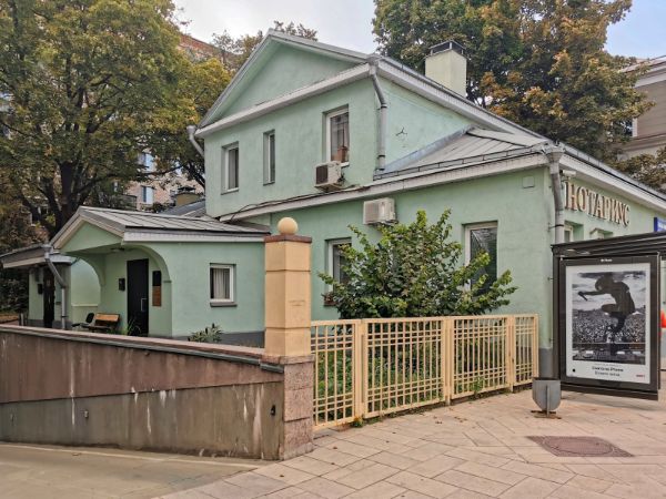 Отдельно стоящее здание на ул. Большая Ордынка, 54с1