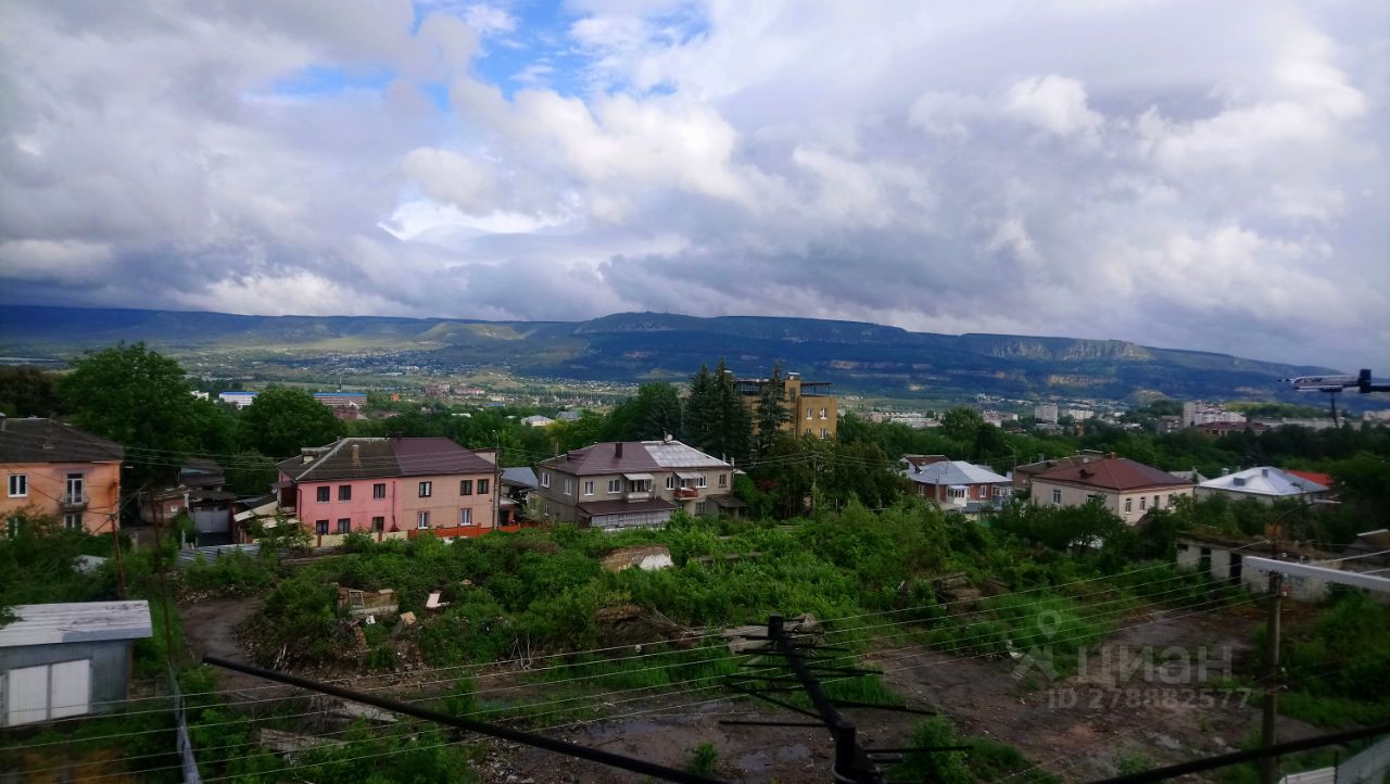 Купить квартиру на последнем этаже на улице Линейная в городе Кисловодск,  продажа квартир на последнем этаже - база объявлений Циан. Найдено 1  объявление