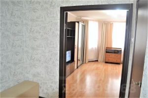 2-комн.кв., 63 м², этаж 13