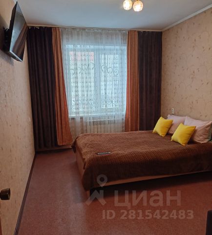 1-комн., 35 м², 1/10 этаж