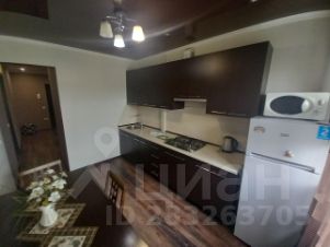 1-комн.кв., 42 м², этаж 3