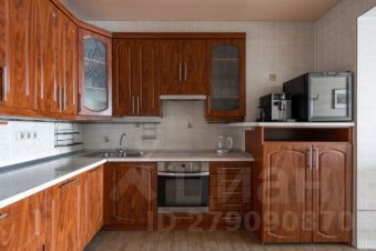 3-комн.кв., 100 м², этаж 7