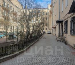 2-комн.кв., 65 м², этаж 3