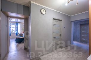 2-комн.кв., 71 м², этаж 3