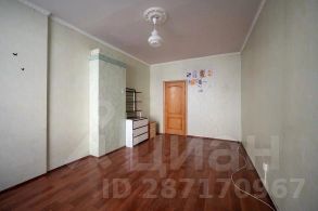 4-комн.кв., 112 м², этаж 3