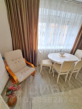 2-комн.кв., 80 м², этаж 7