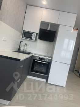 1-комн.кв., 32 м², этаж 17