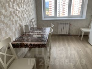 4-комн.кв., 100 м², этаж 10