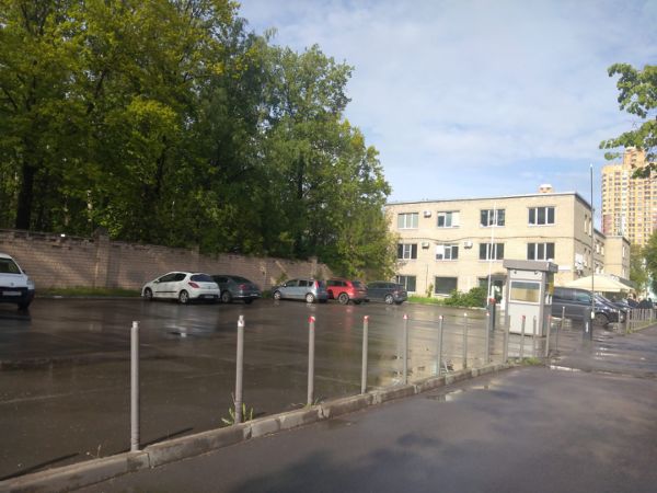 Отдельно стоящее здание на ул. Свободы, 35с39