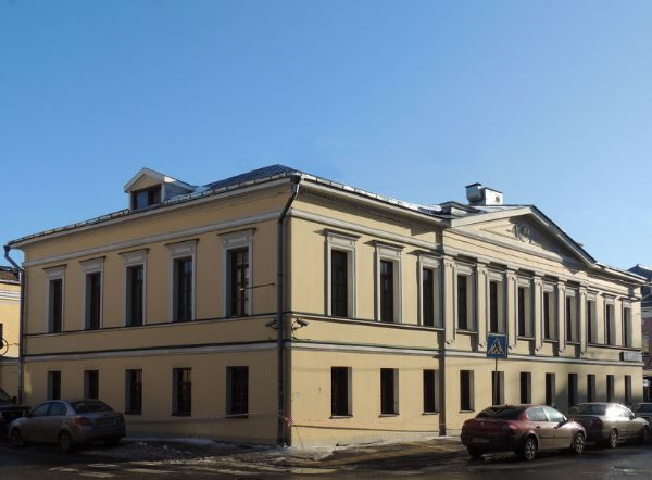 Особняк на ул. Александра Солженицына, 38