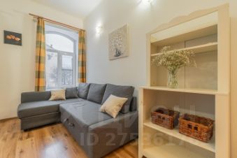 2-комн.кв., 70 м², этаж 2