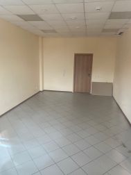 торг. площадь 171 м², этаж 3