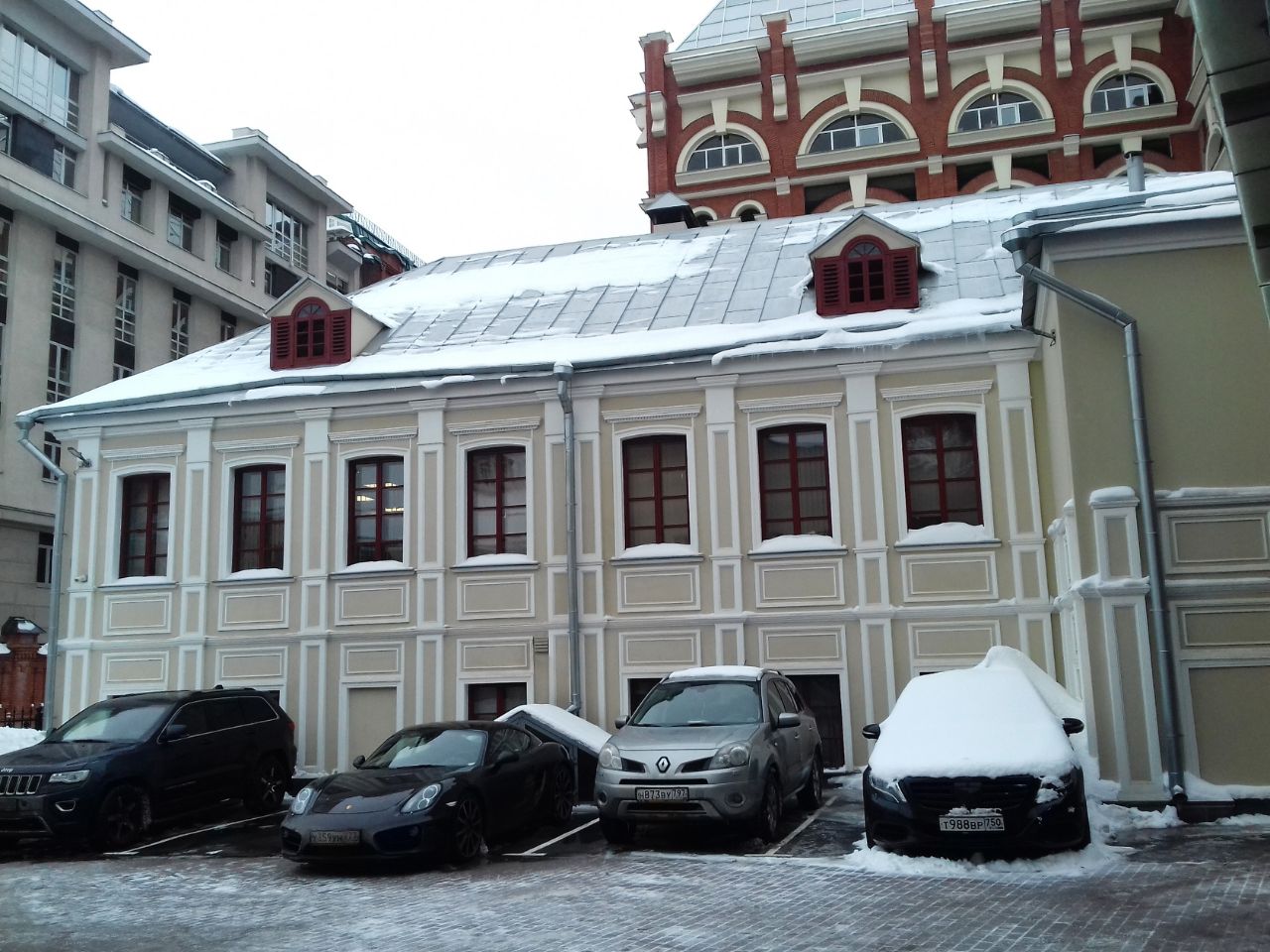 аренда помещений в БЦ в 1-м Голутвинском переулке, 4