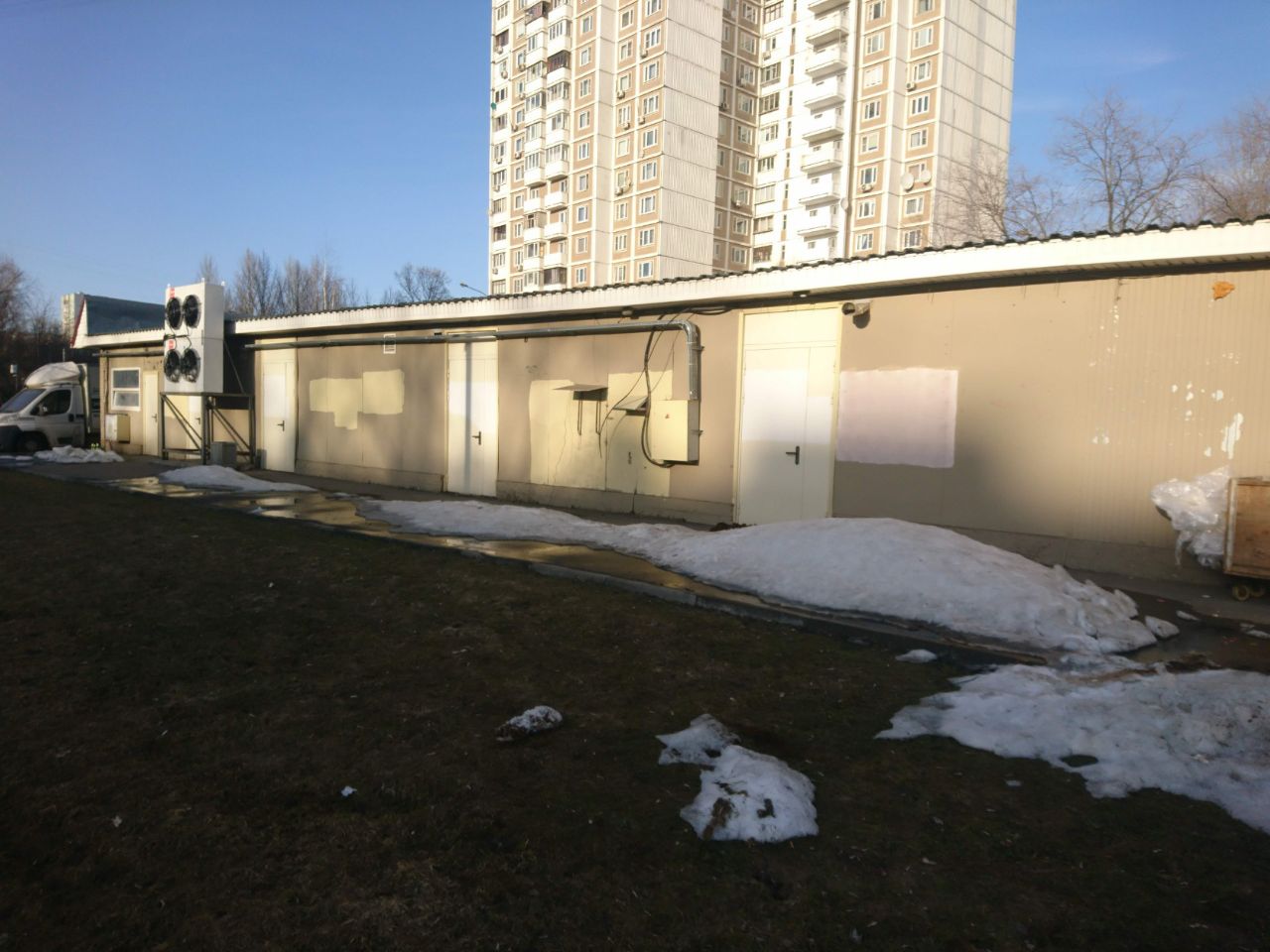 Торговом центре на ул. Бестужевых, 14А
