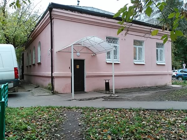 Офисное здание на ул. Зои и Александра Космодемьянских, 7А