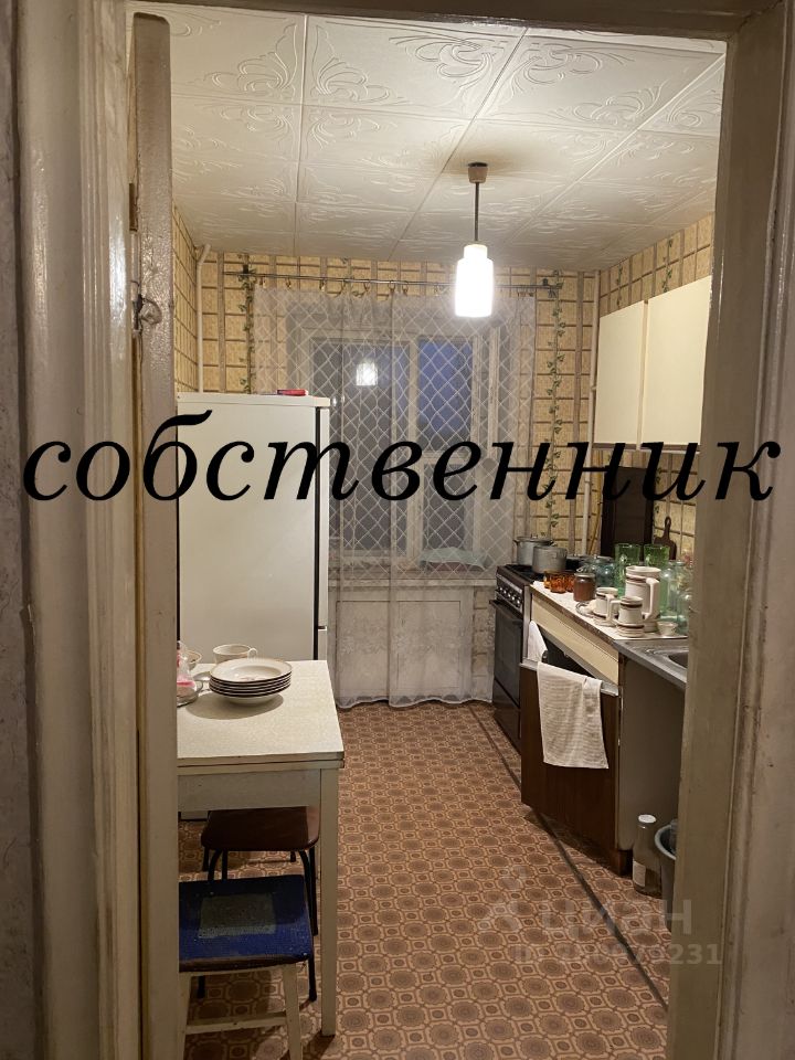Продается квартира в Липецке. Просторная кухня, светлая комната. Идеально для семьи. 4 этаж, 5 комнат, без отделки.