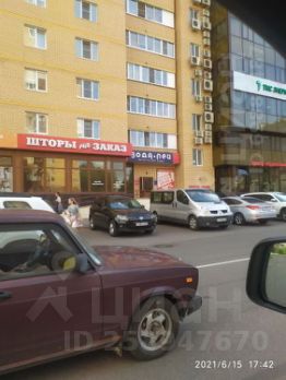 торг. площадь 154 м², этаж 1