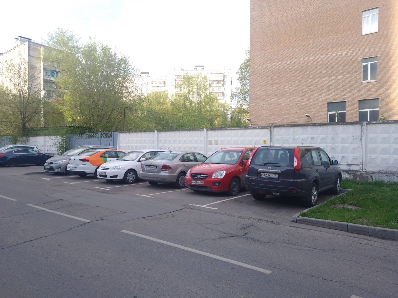 продажа помещений в БЦ на ул. Алексея Дикого, 10-14