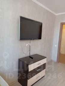 2-комн.кв., 72 м², этаж 17