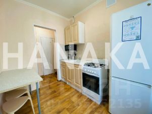 1-комн.кв., 42 м², этаж 3