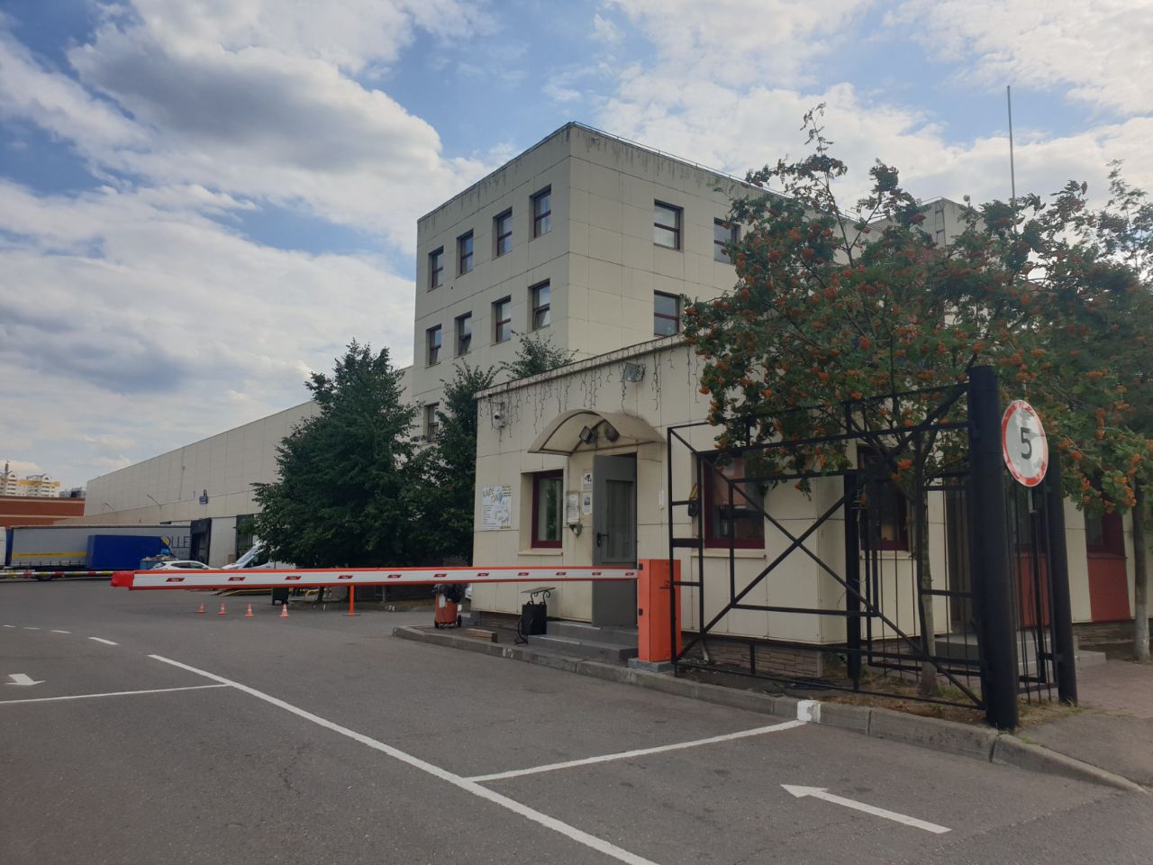 Бизнес Центр на ул. Суздальская, 46