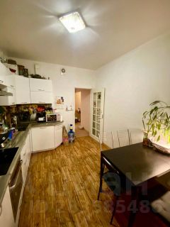 2-комн.кв., 90 м², этаж 15