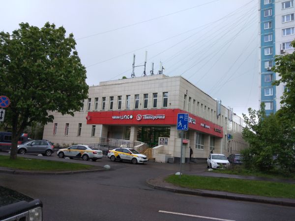 Торгово-офисный комплекс на ул. Фомичёвой, 13к1