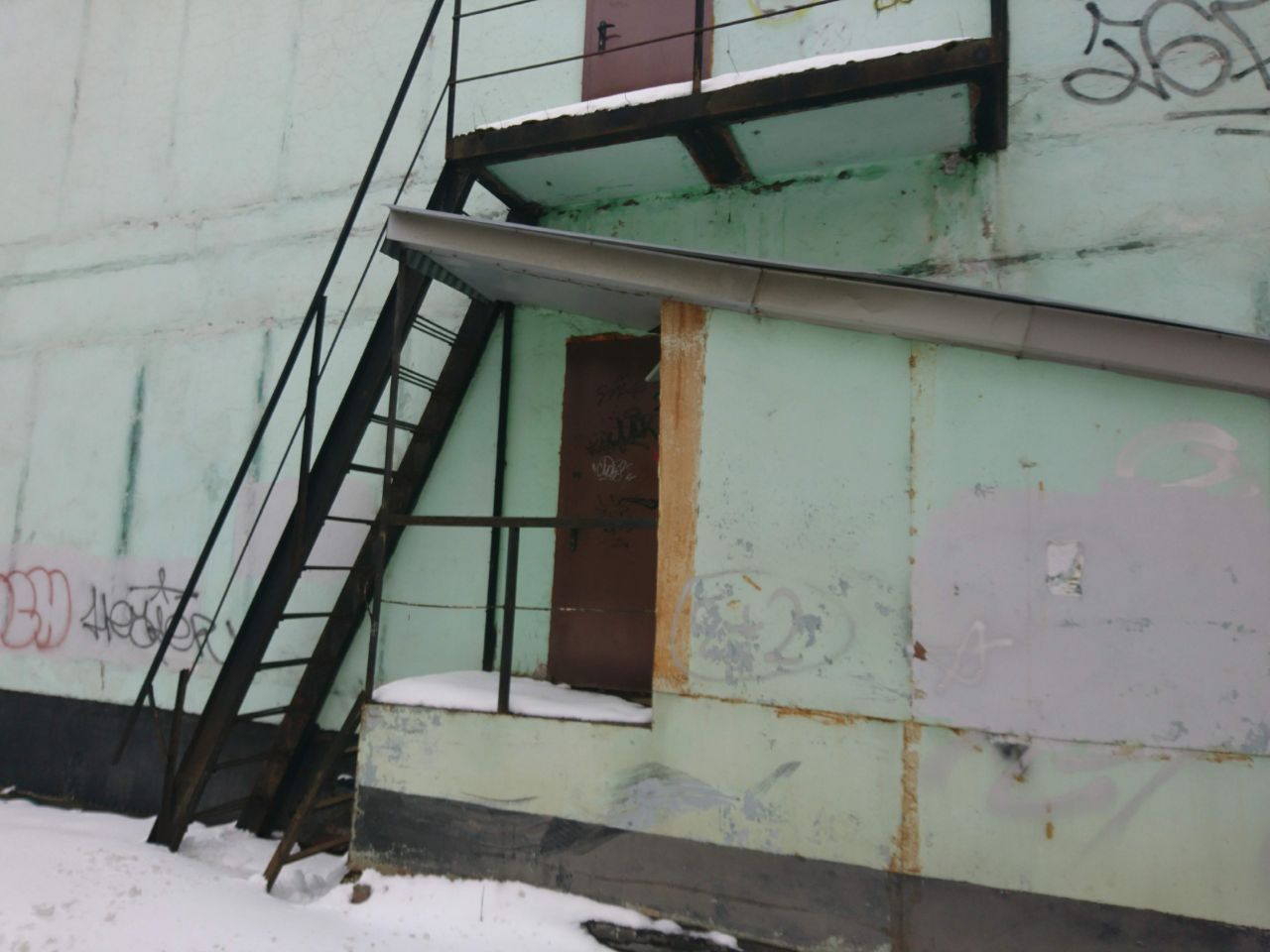 продажа помещений в БЦ на ул. Холмогорская, 2