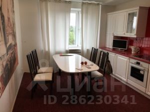 3-комн.кв., 100 м², этаж 8