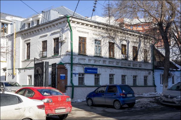 Отдельно стоящее здание на ул. Садовая, 86