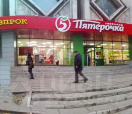 торг. площадь 175 м², этаж 2