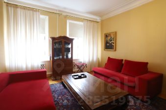 2-комн.кв., 120 м², этаж 3