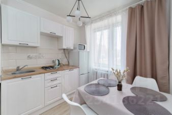 2-комн.кв., 50 м², этаж 1