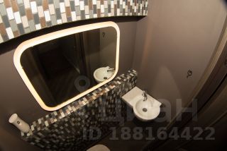 2-комн.кв., 65 м², этаж 3