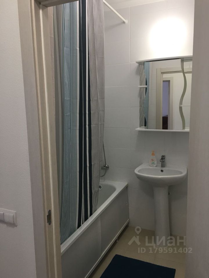 2-комнатная квартира, 47 м² — фото 2