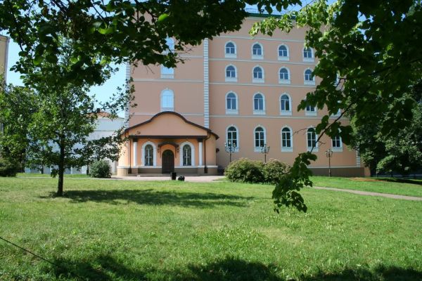 Административное здание Парк Холл Георгиевский