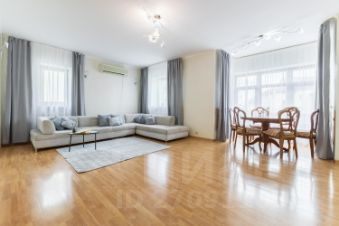 4-комн.апарт., 110 м², этаж 3