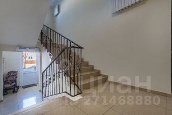 2-комн.кв., 58 м², этаж 2