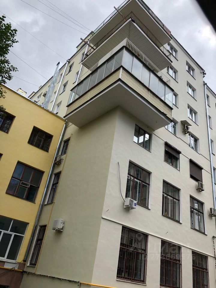 Продается1/2квартиры,70/49/8м²