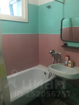 1-комн.кв., 40 м², этаж 3