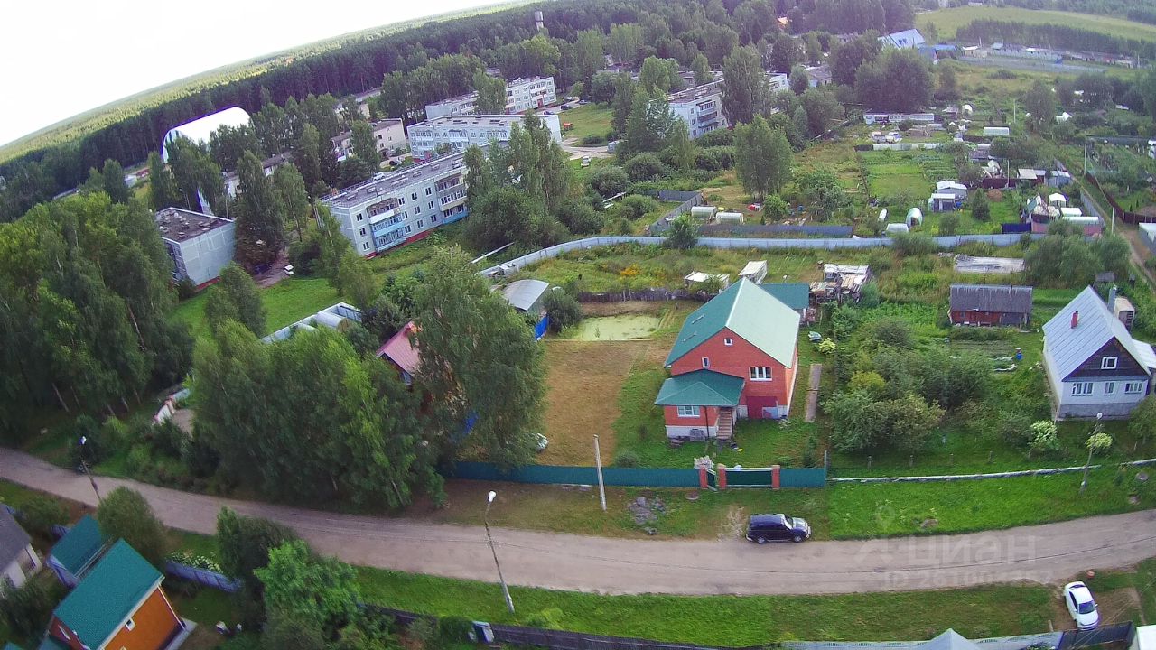 Купить загородную недвижимость на улице Лесная в городе Вышний Волочек,  продажа загородной недвижимости - база объявлений Циан. Найдено 1 объявление