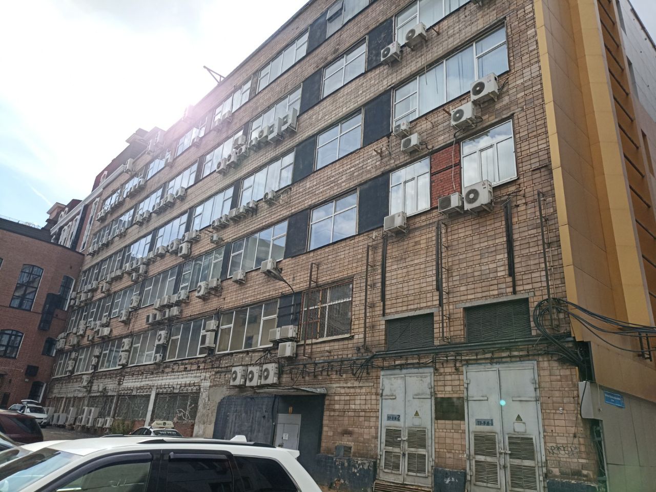 продажа помещений в БЦ на ул. Ольховская, 22