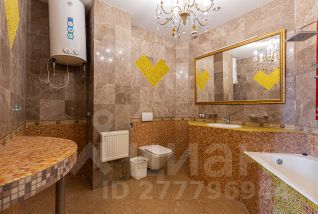 4-комн.кв., 130 м², этаж 4