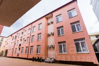 2-комн.кв., 61 м², этаж 2