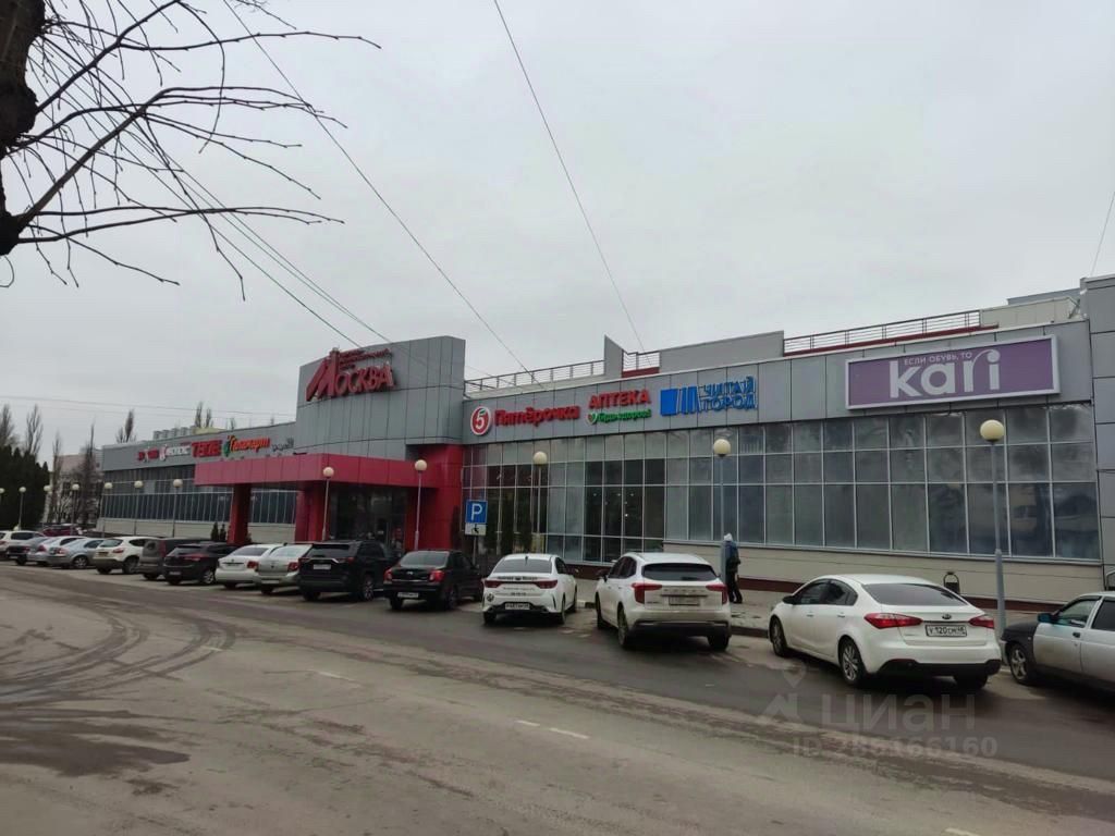 Продается здание в Липецке, общей площадью 13500 кв.м. Современное строение, удобный подъезд, парковка.