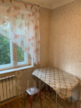 1-комн.кв., 42 м², этаж 3