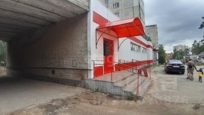 торг. площадь 352 м², этаж 1